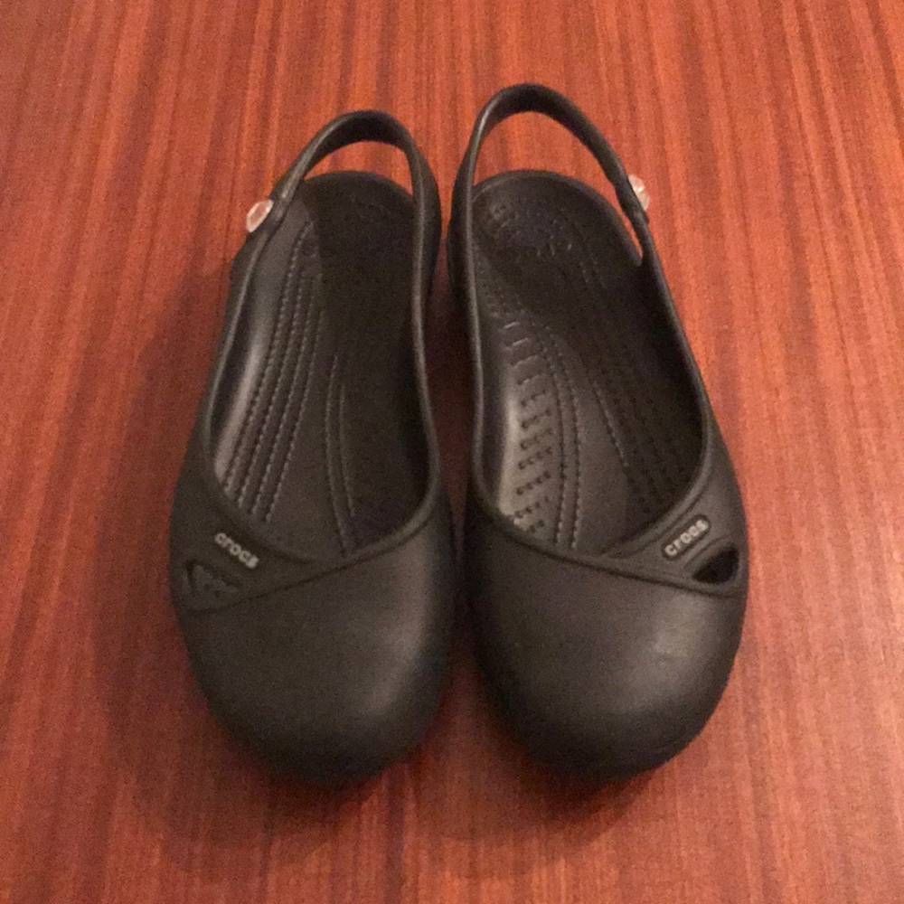 Croc flats - US women’s 7
